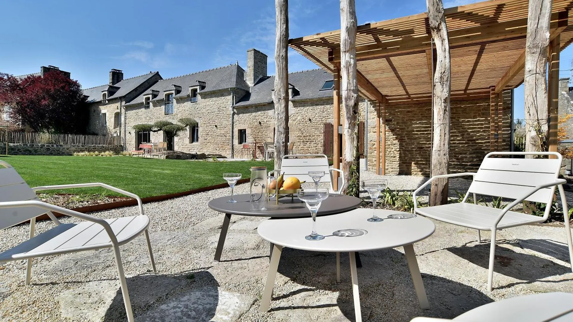 Vila Esprit Famille - Grand Jardin Dinan